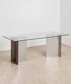 Pica Dinning Table