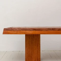 Scalloped Bench
