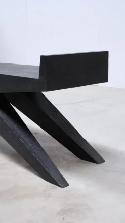V-bench